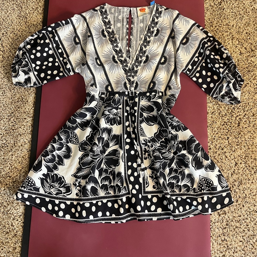 FARM Rio Black and White Floral Mini Dress